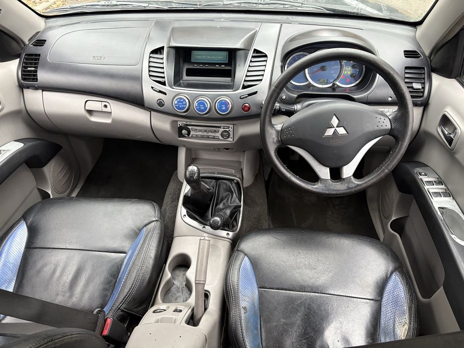 Мибісі Л200 свіжо пригнаний