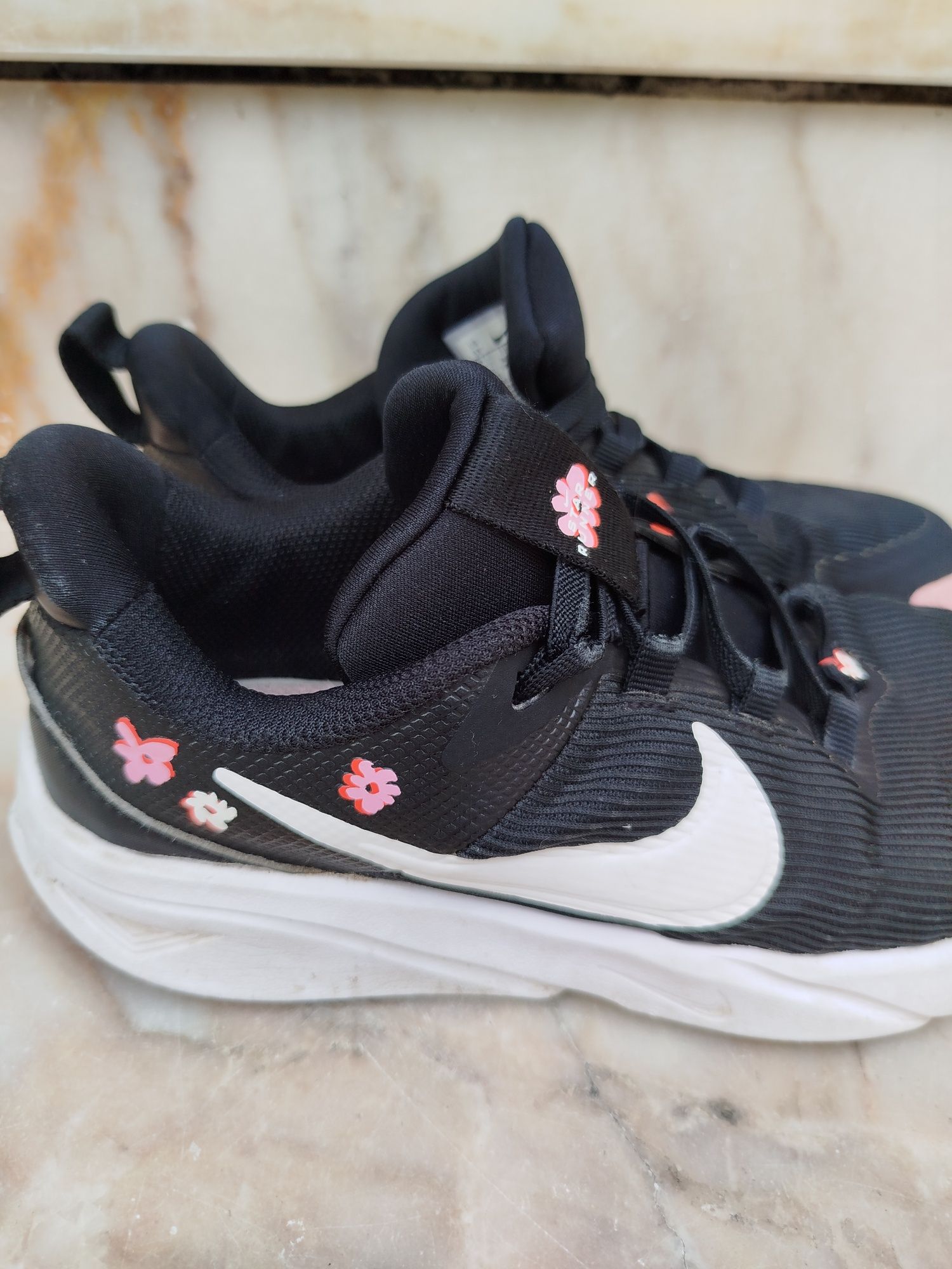 Sapatilhas Nike 35 menina