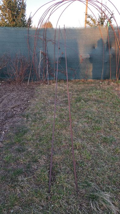 Stelaż,  szkielet do tunelu z folii 2,5m na 4m