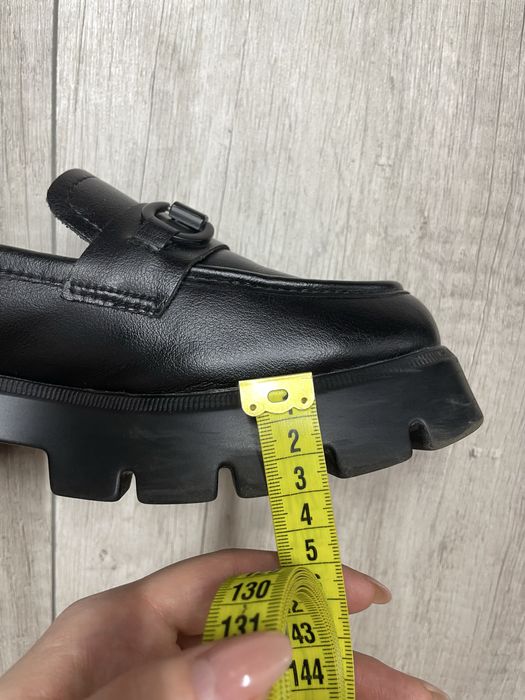 Лофери жіночі шкіряні 37 розмір