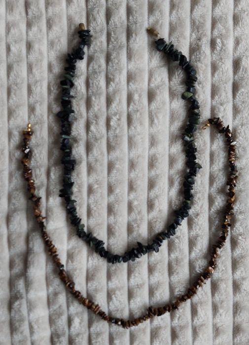 Naszyjniki czarny i braz