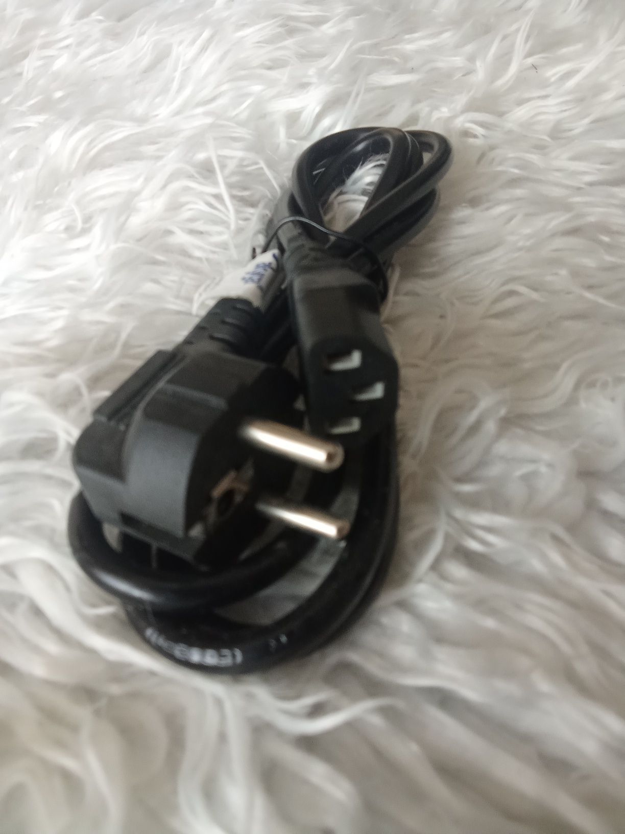 Kabel zasilający do komputera LCD