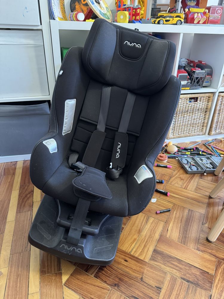 Cadeira auto i‑Size (2021) - Nuna Rebl Basq