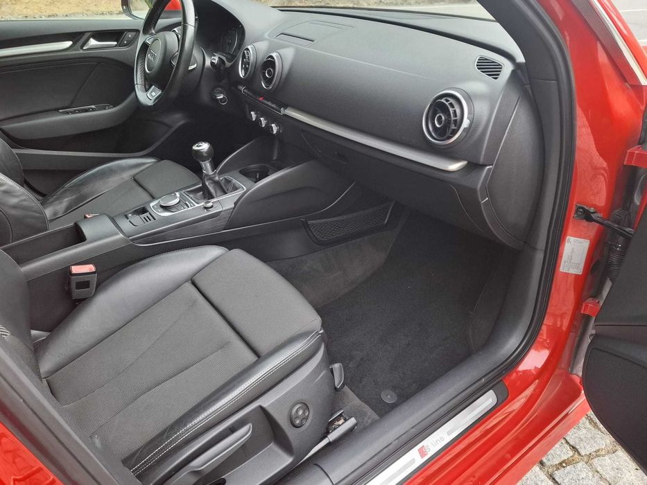 Audi A3 Sportback 2.0 TDi S-Line