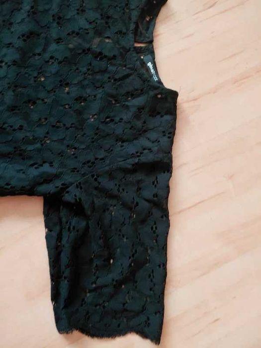 Bluzka czarna koronka s/m