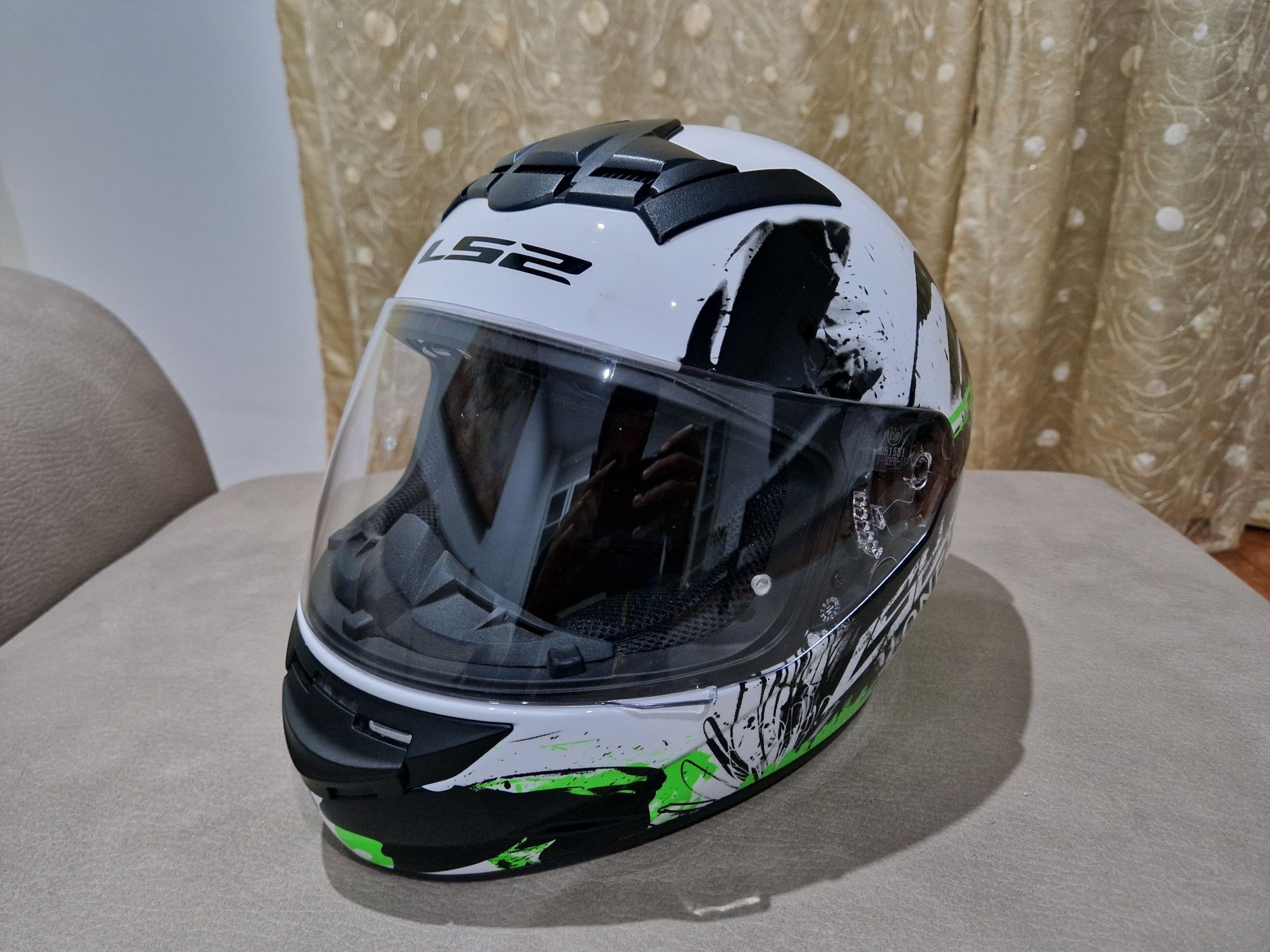 Capacete LS2 tamanho L