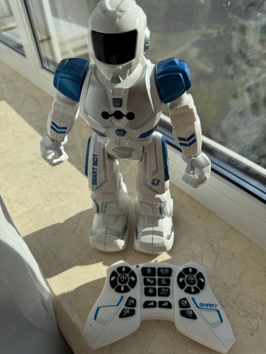 Робот на пульті Smart Bot / Машинка на пульті
