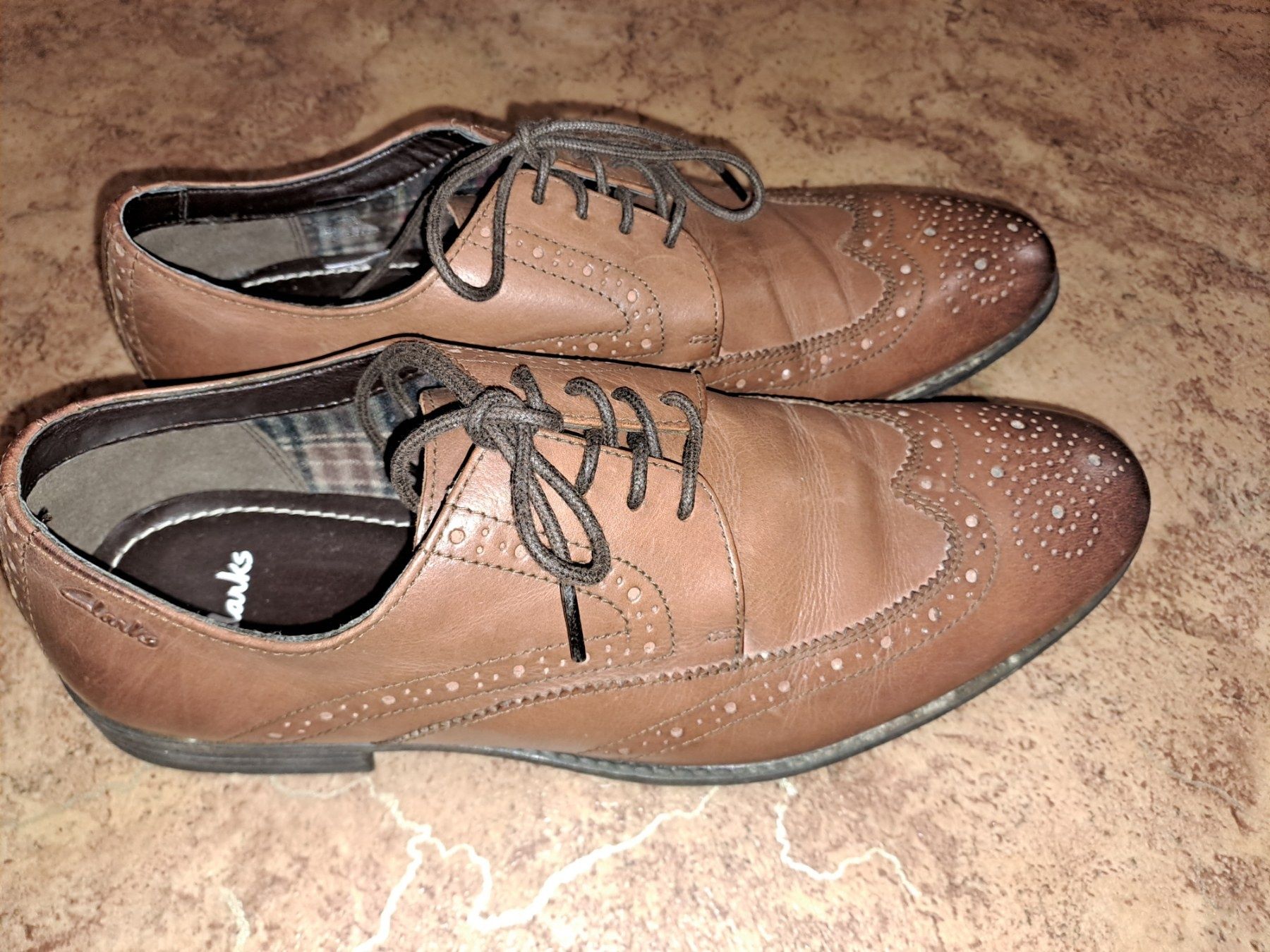 Продам чоловічі шкіряні туфлі лофери фірми Clark's 41.5 розміру
