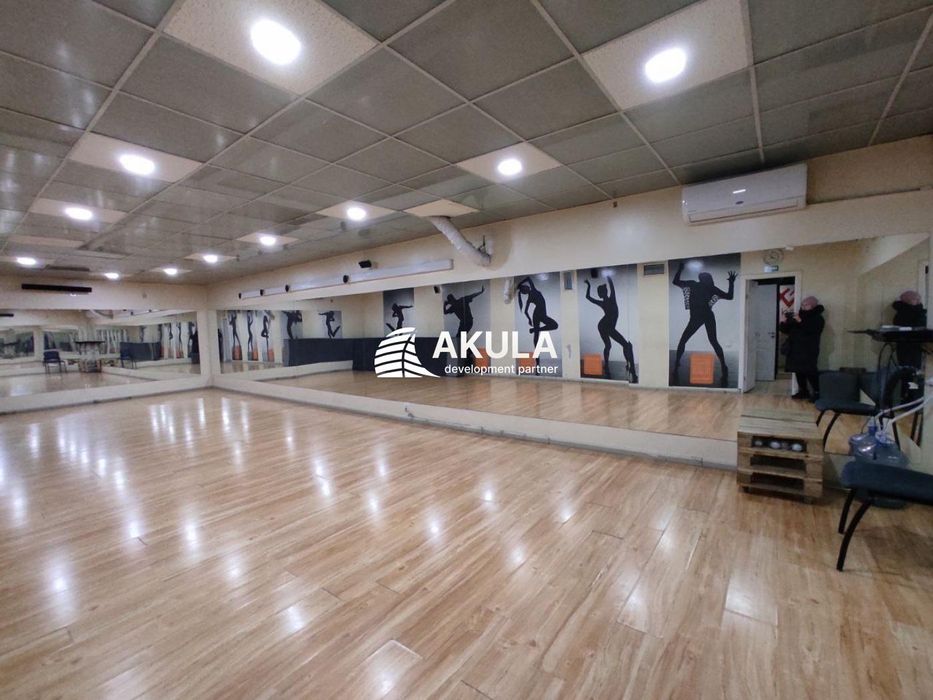 Продам Підвал, вул. Межигірська, 25, 297,1 кв.м. діючий бізнес