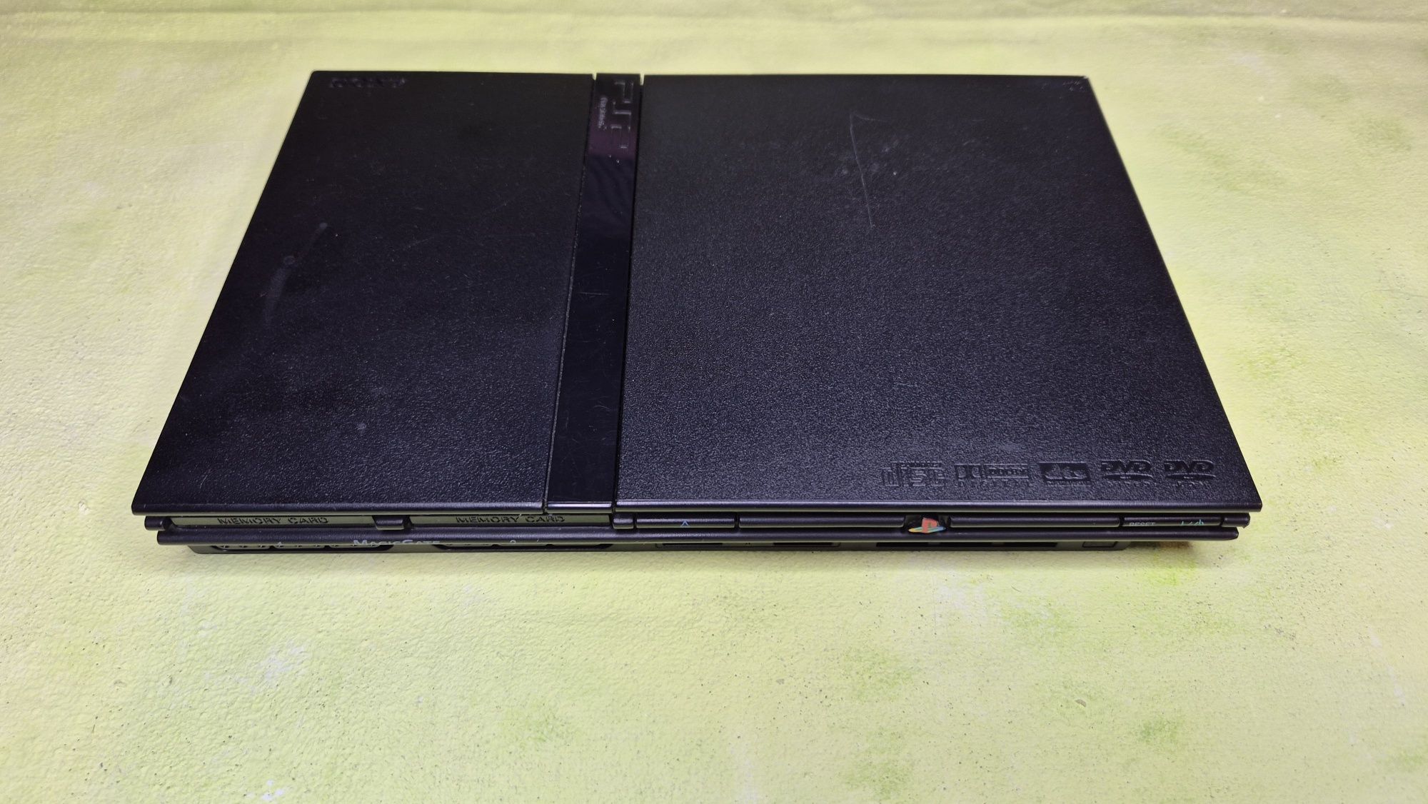 Sony Playstation 2 slim scph-77004