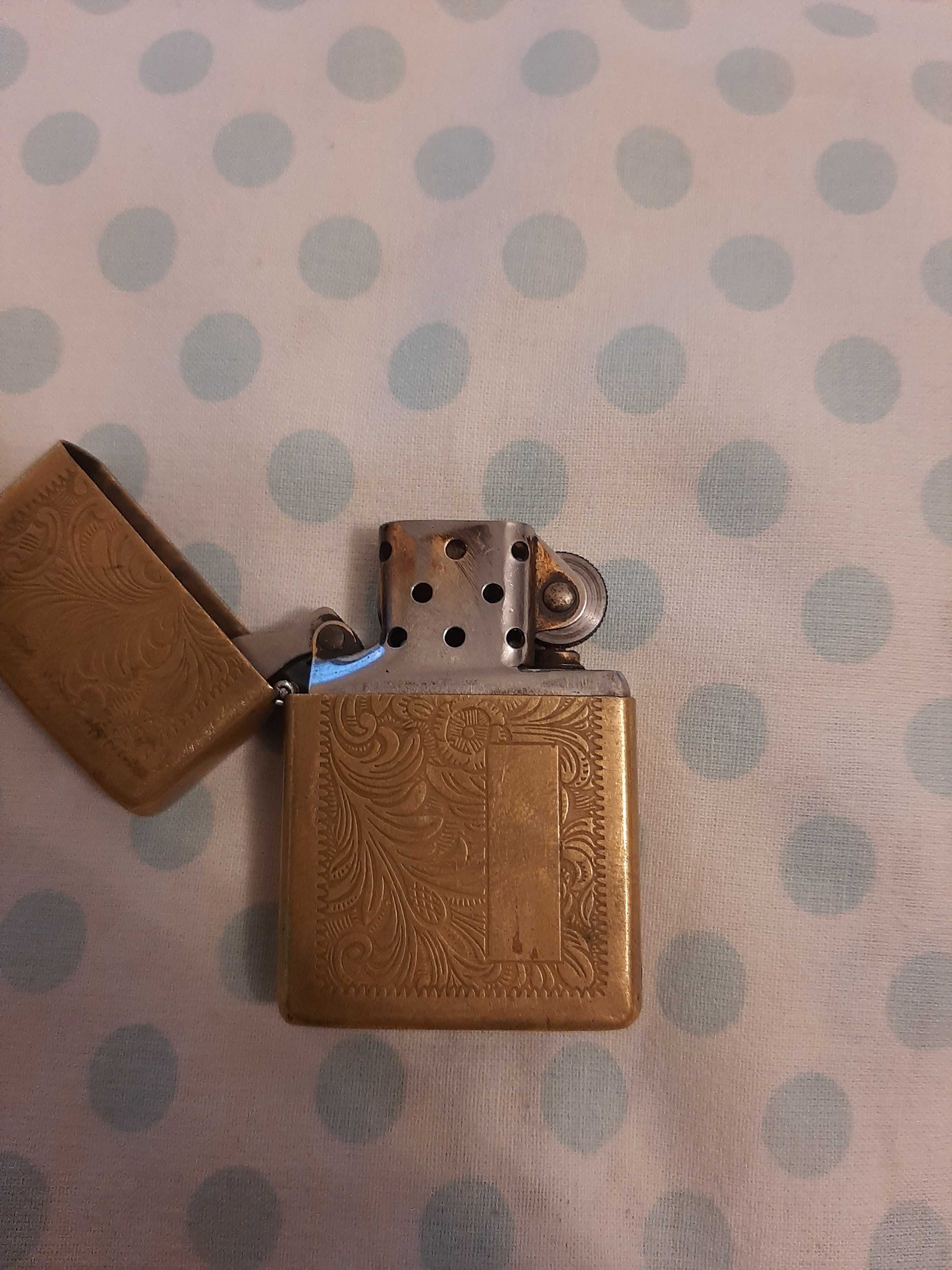 продам зажигалку ZIPPO оригинал