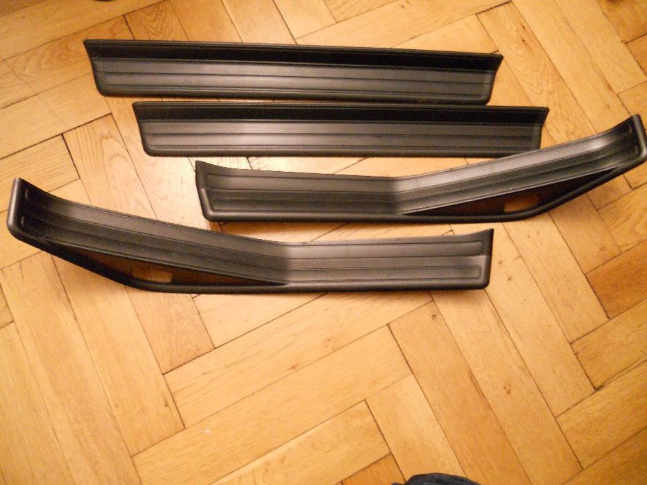 LISTWY PROGÓW listwy progowe BMW E46 sedan i kombi stan bdb