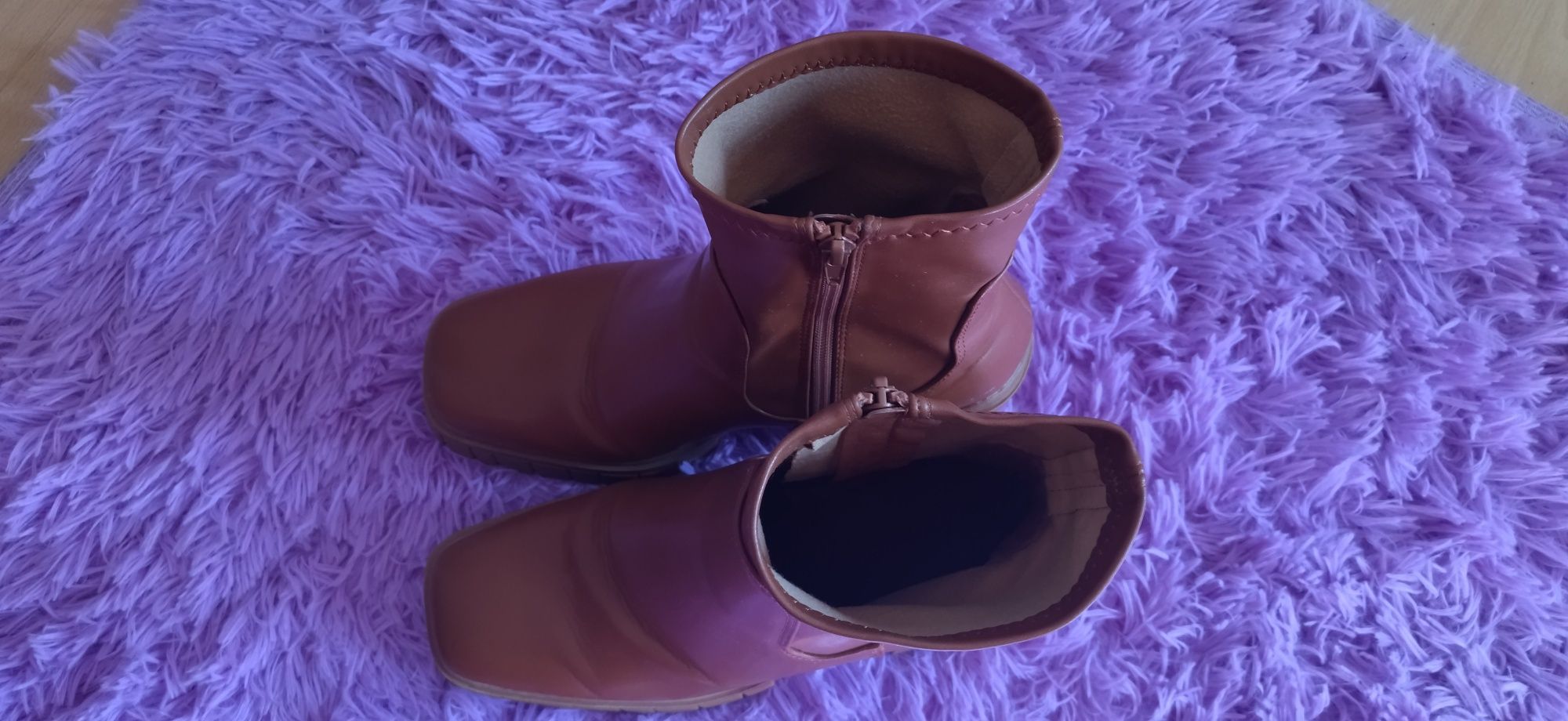 Botins castanhos da Primark