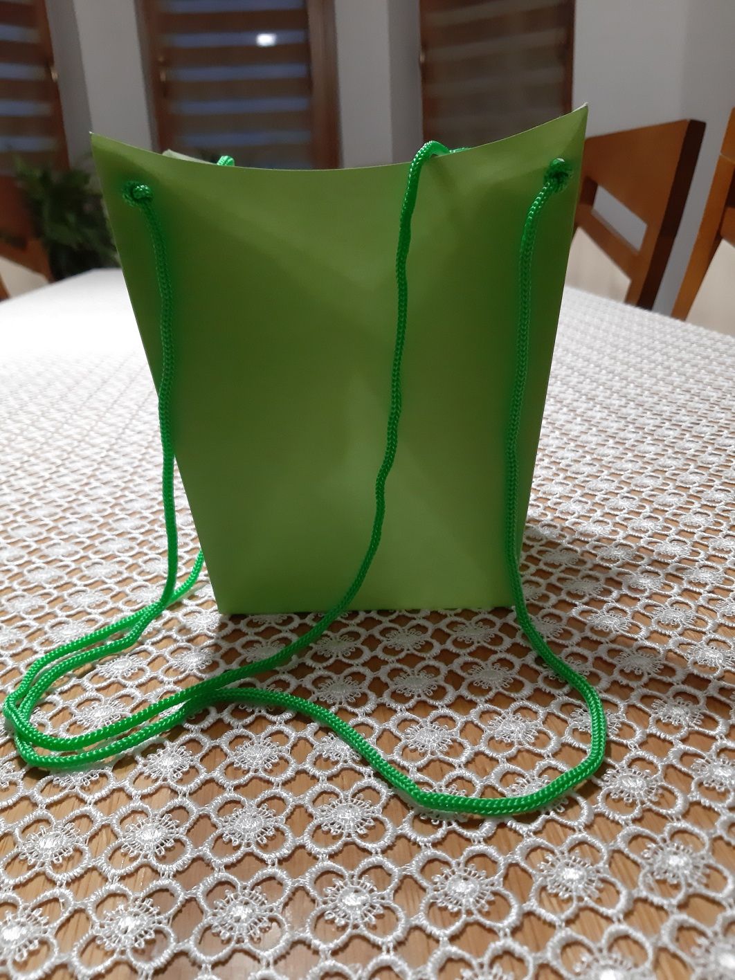Zielone ozdobne papierowe torebki na kwiaty 10 sztuk