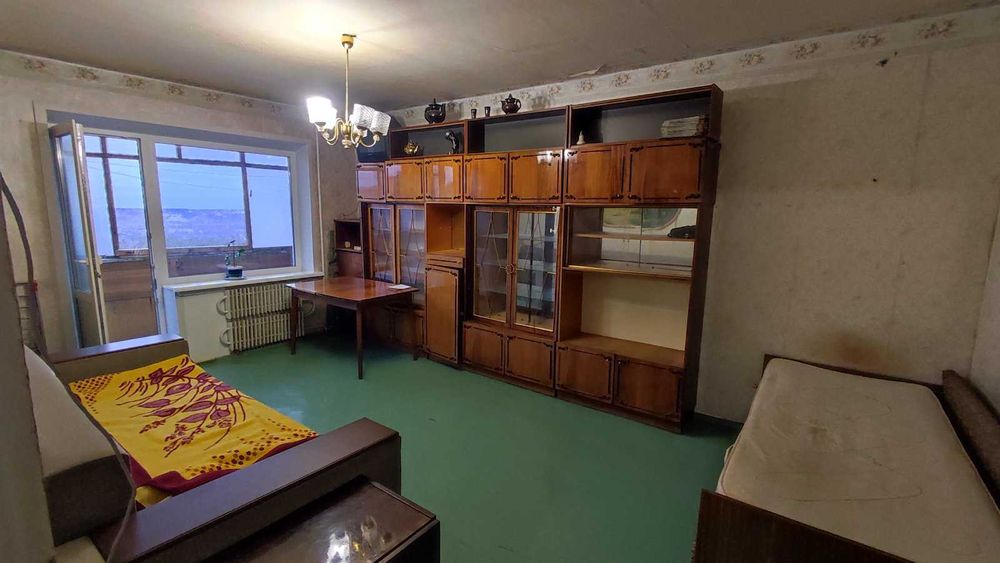 Здається 2х кімнатна квартира в м-ні Артема, простий стан, все є. ЗСУ+