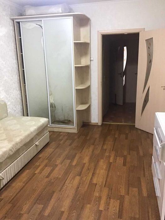 Сдам комнату для девушки на Бочарова/ Добровольского