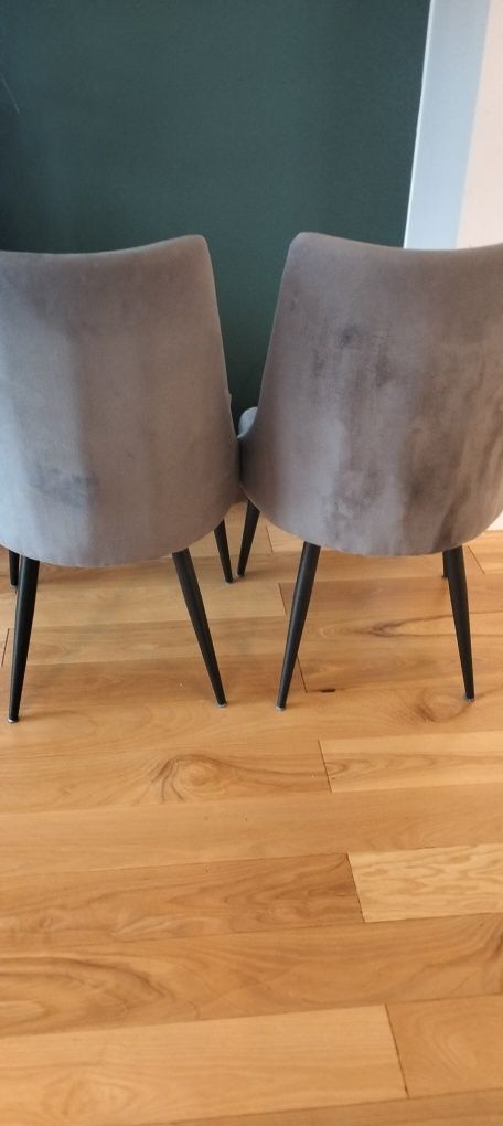 Krzesła tapicerowane velur