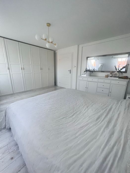 Na sprzedaz przestronne, 3-pokojowe mieszkanie