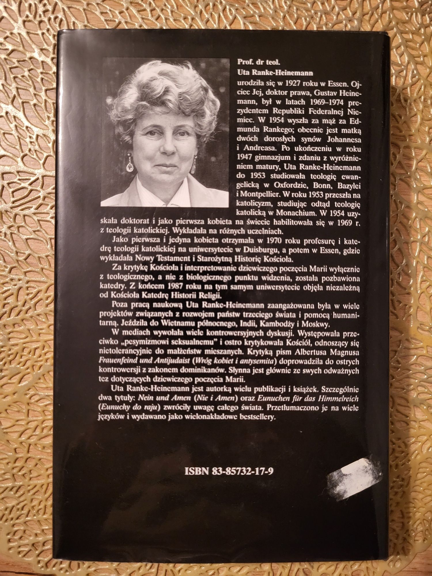 Eunuchy Do Raju Uta Ranke-Heinemann
Uta Ranke-Heinemann. Gdynia 1995.