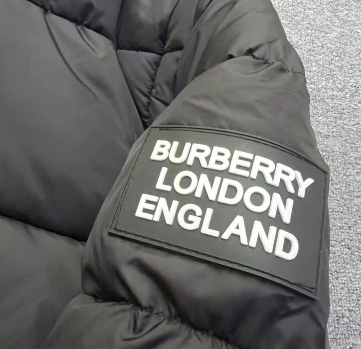 Пуховик Burberry/Пуховик барбері/Пуховик-жилетка Burberry/барбери