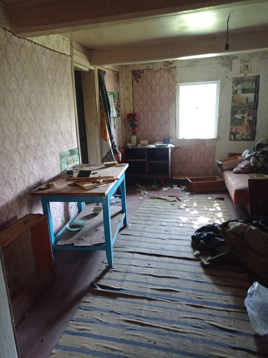 Продам хату на Таборищі  5000у.е.