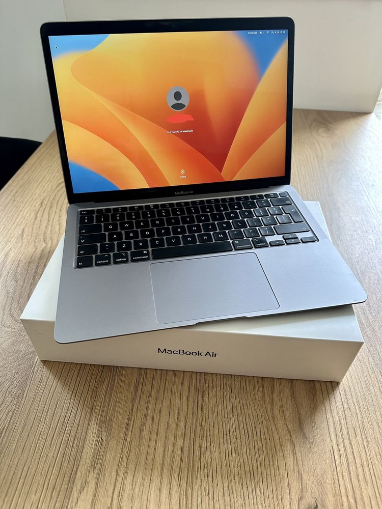 MacBook Air 13-calowy 2020 Retina Space Gray