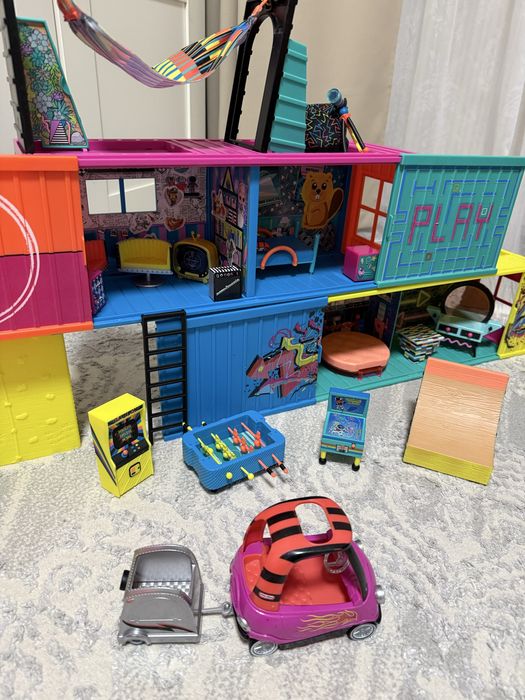 LOL стильный и компактный домик