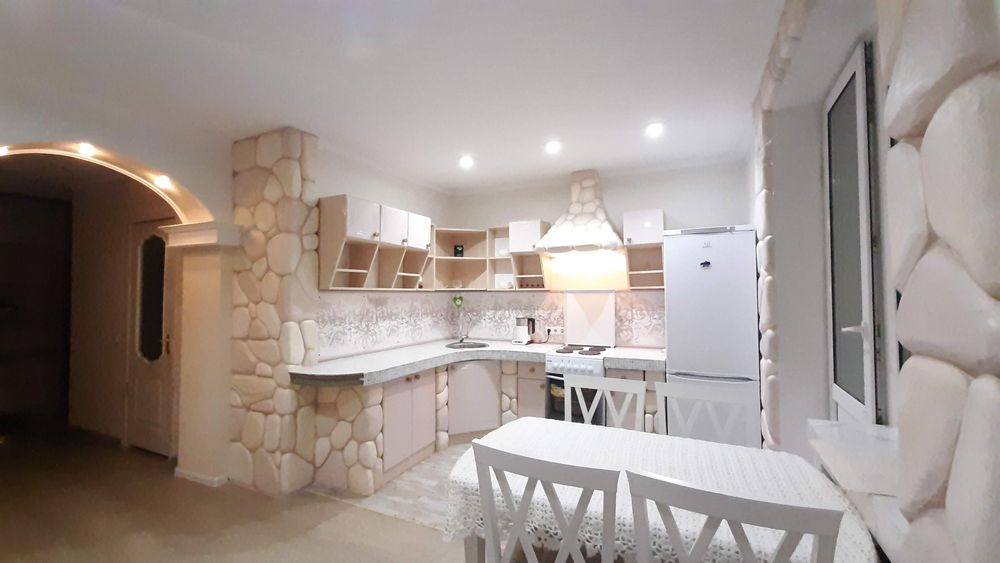 Подобово ,1-2 кім.кв. Власна , Харьківске шосе 17-А, Мега-Сіті..