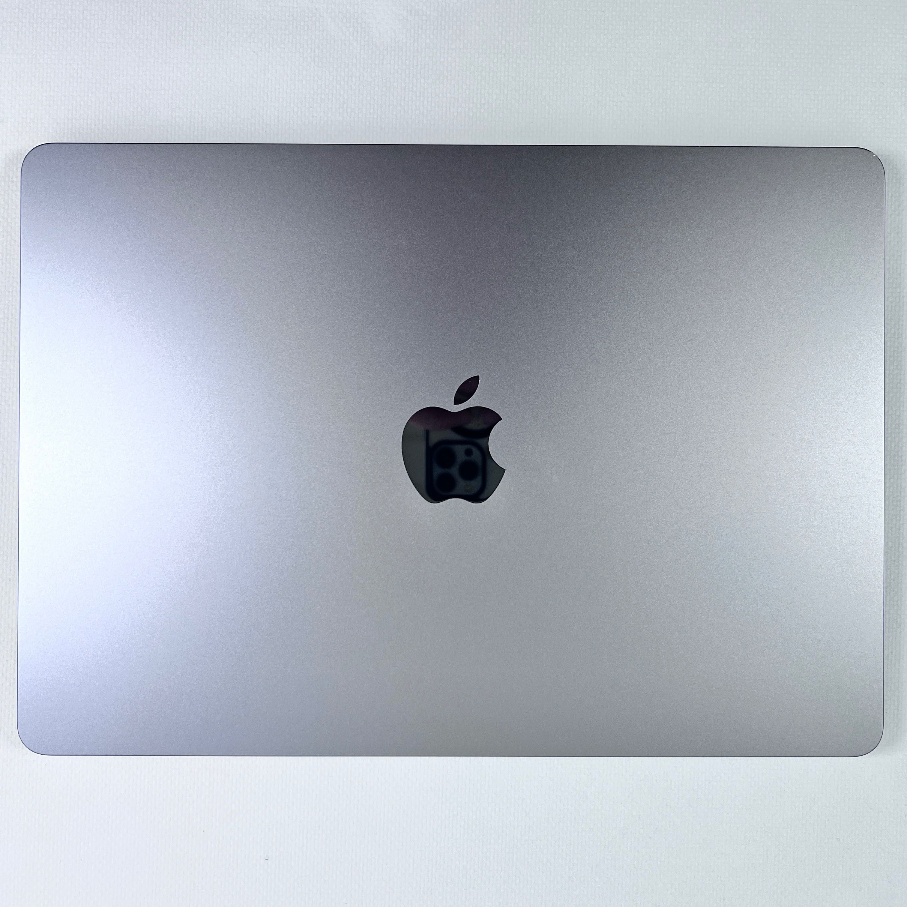 MacBook Air 13 2022 M2 8GB RAM 256GB SSD Space Gray ГАРАНТІЯ МАГАЗИН