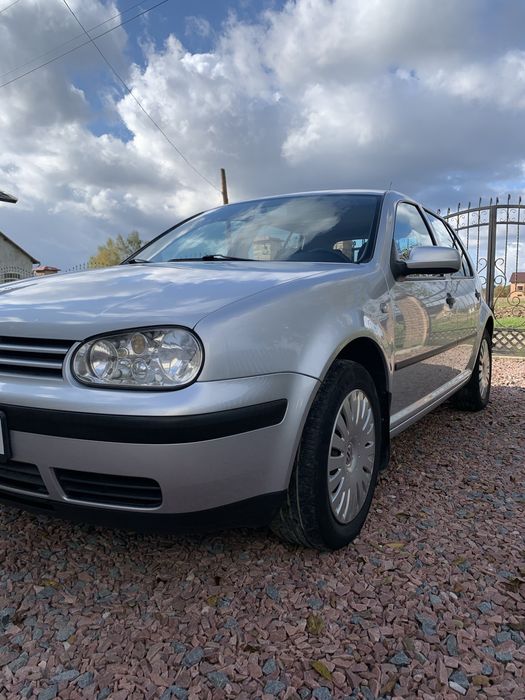 Продаю Volkswagen Golf IV