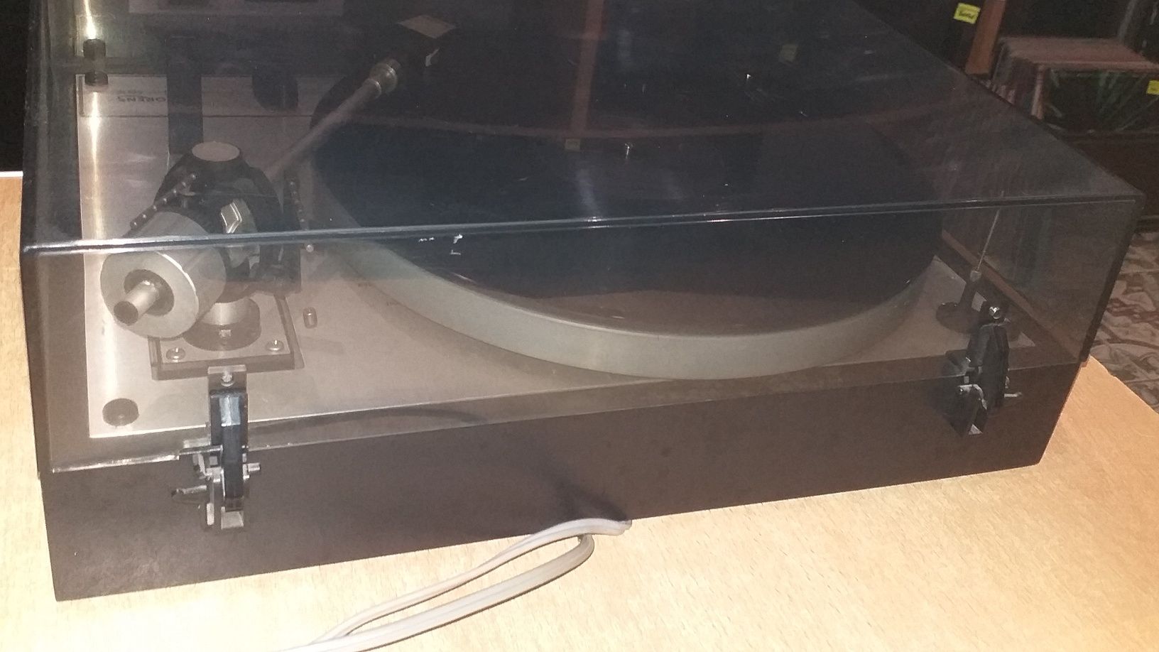 Gramofon Thorens TD 166