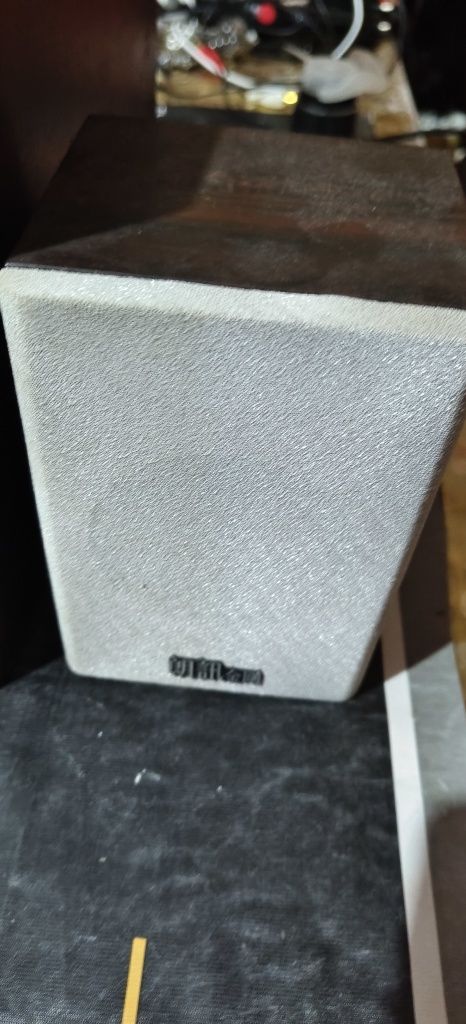 coluna com bass modelo:SW-268