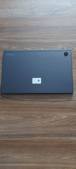 Tablet Samsung Galaxy Tab A8 dodatkowo etui