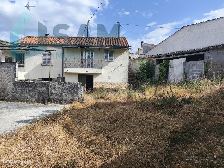 Casa Antiga T3 - Aguiar da Beira