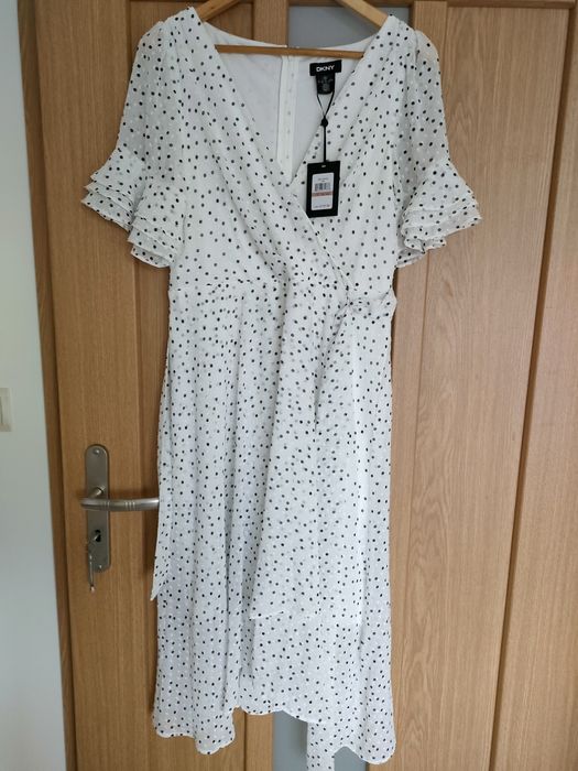 Nowa sukienka DKNY