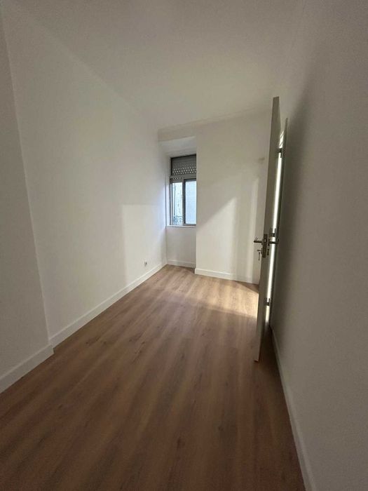 Excelente moradia T2 Remodelada em Setúbal – Excelente Localização