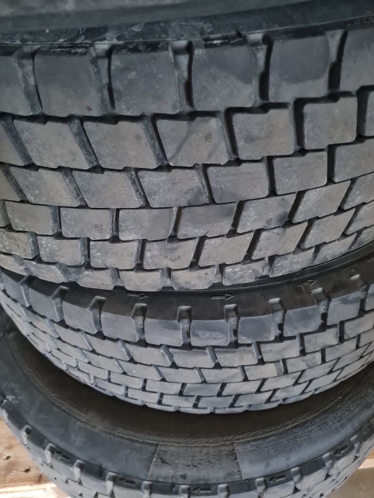 Opony Michelin 19.5 305/70R (Dunlop, Continental)