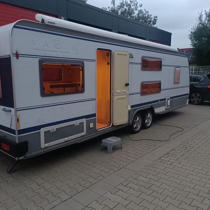 Каравани  кемпінг будинок на колесах причіп дача