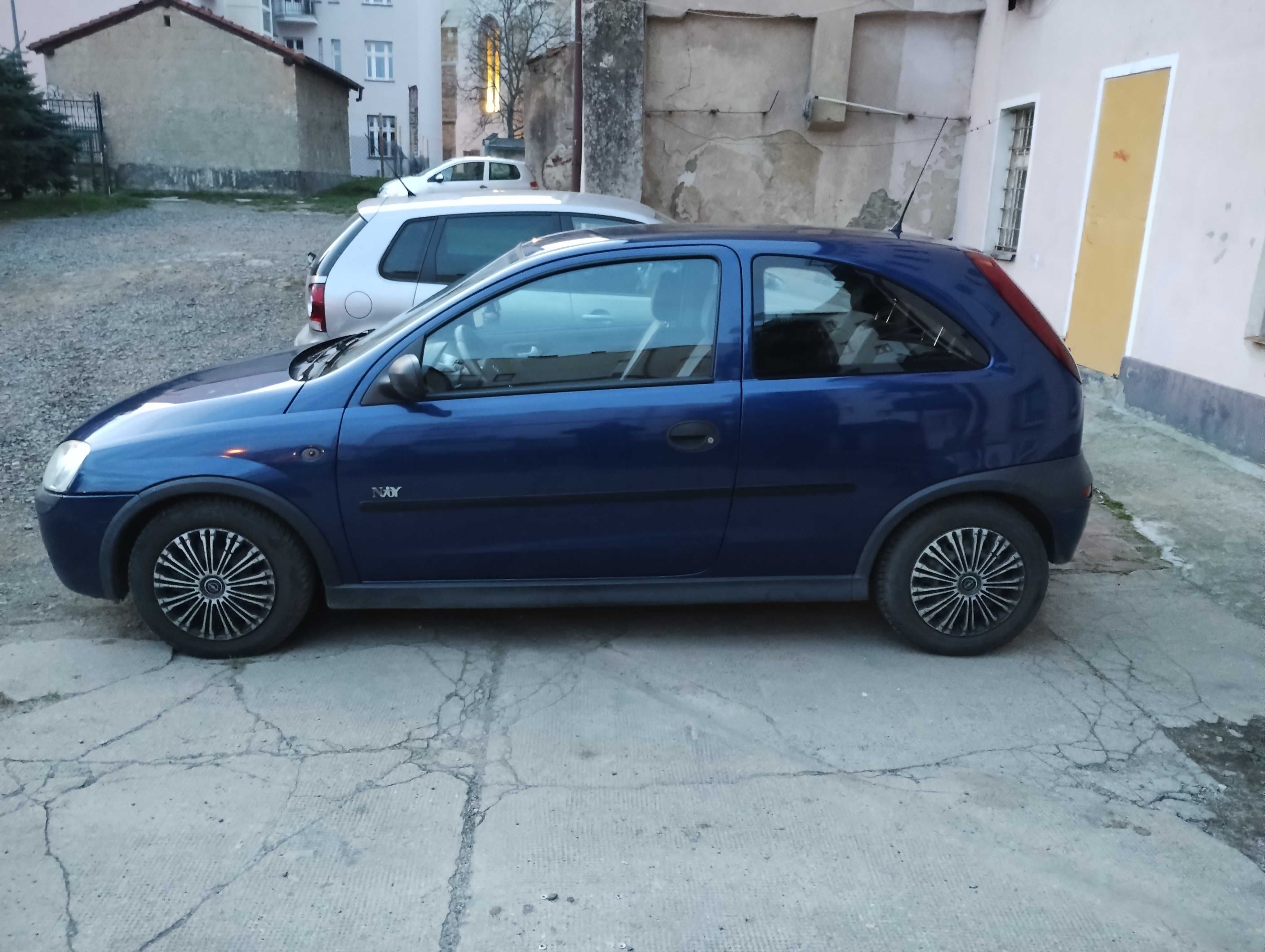 Opel corsa c  2003 r