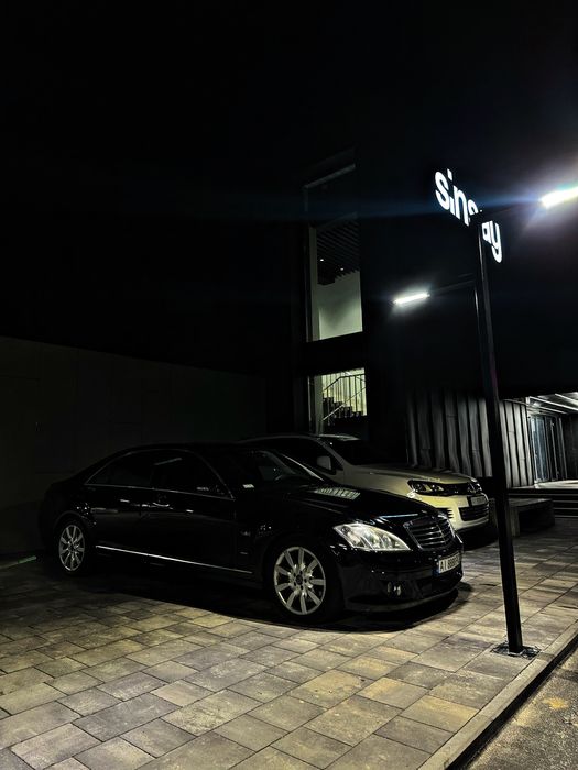 Mercedes Benz S600 V12