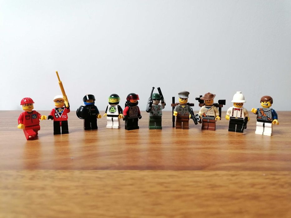 LEGO figurki i dodatkowe elementy