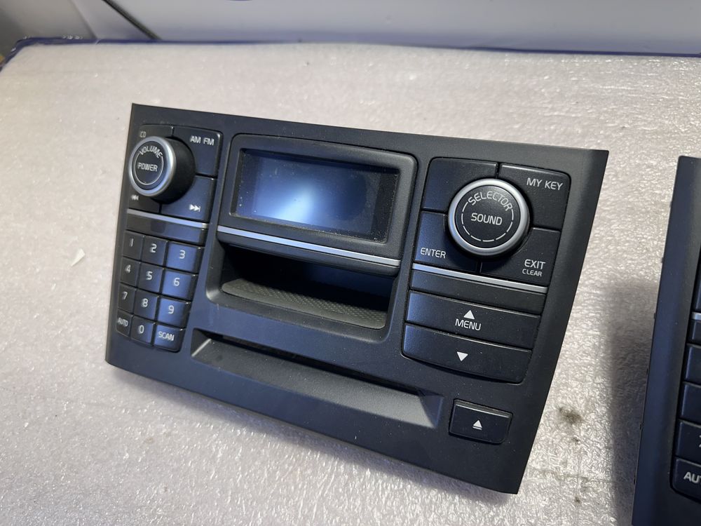 Volvo XC90 panel radio lift 06-14