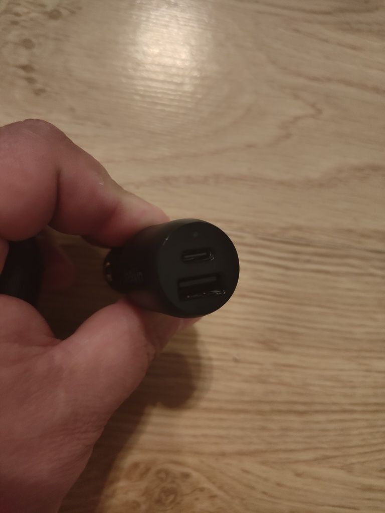 Ładowarka samochodowa Belkin 37W 3A USB  A i USB C