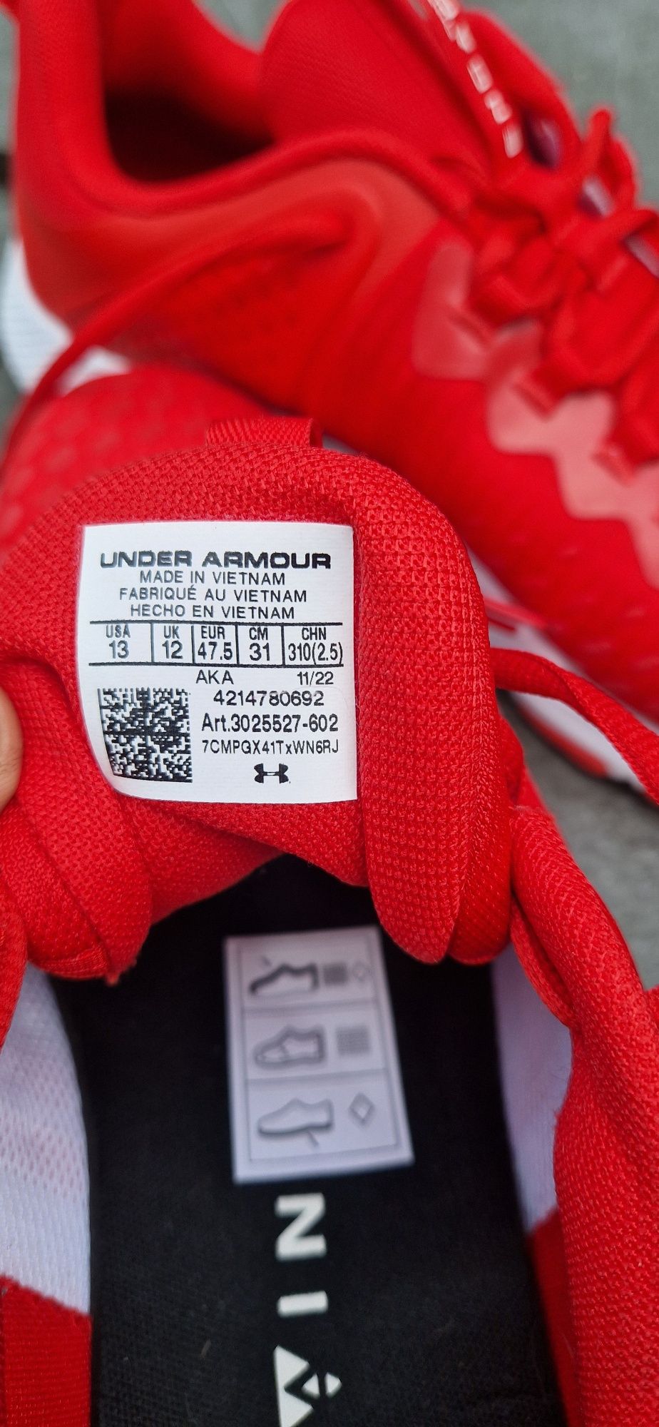 Męskie buty sportowe Under Armor Charged Engage 2 47 46 czerwony