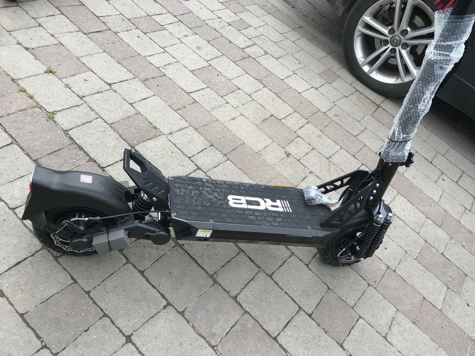 Електросамокат RCB