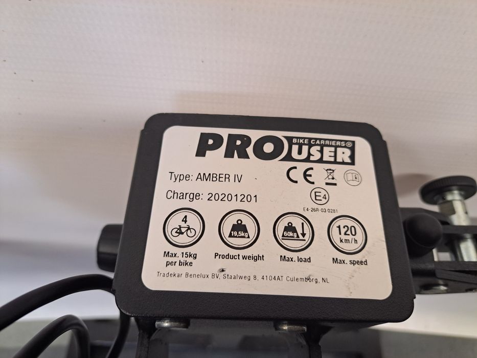 Bagażnik rowerowy ProUser Amber IV – na 4 rowery.