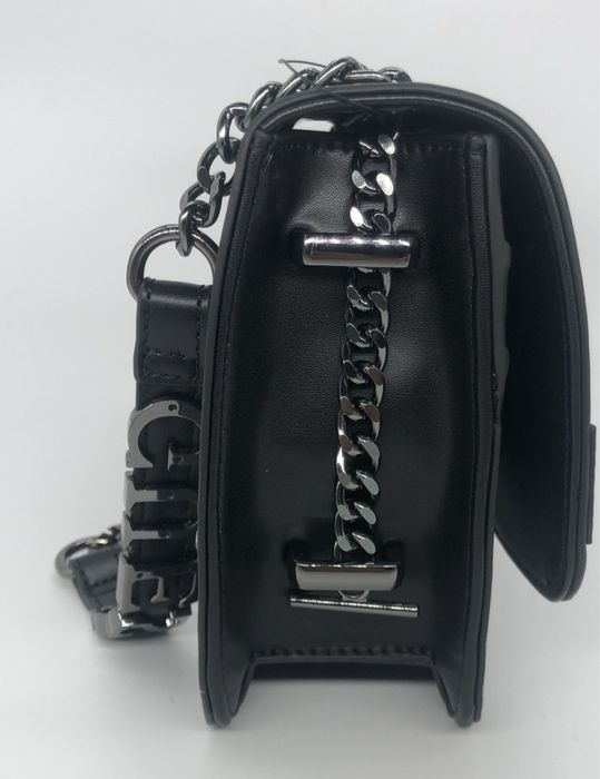 Жіноча сумка крос-боді на ланцюжку GUESS чорна