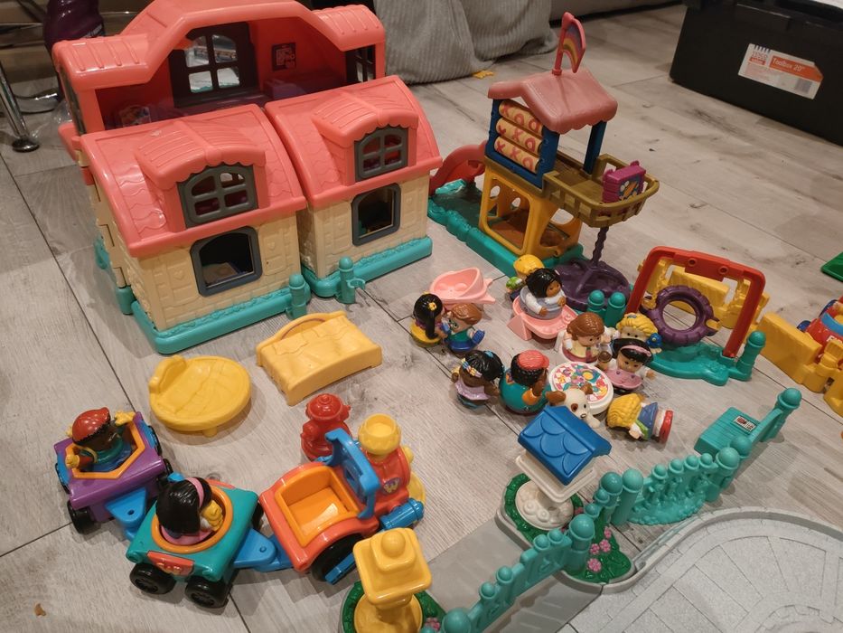 Zestaw Fisher Price Little People