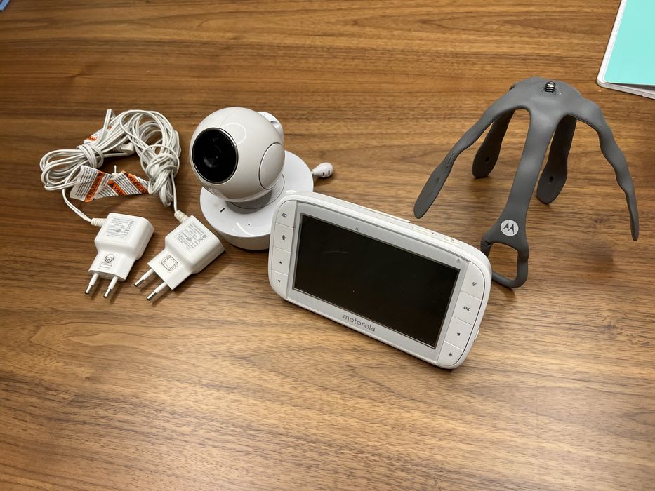 Câmera de vigilância para bébes - Motorola Baby MBP 50
