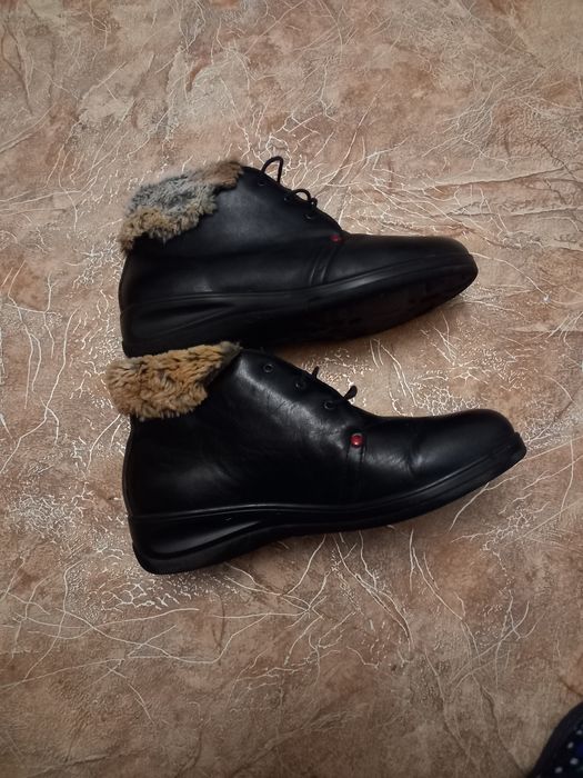 Ботиночки кожаные.